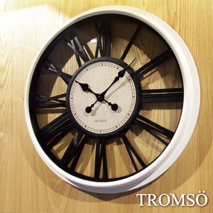 TROMSO法式香榭-立體羅馬鏤空黑白時鐘