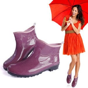 台製一體成型時尚短筒雨鞋雨靴-紫點22